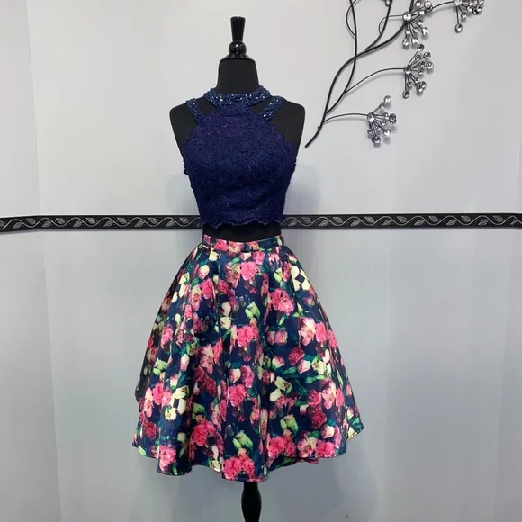 May Queen | Dresses | Navy Floral Two Piece Short Dress | Poshmark